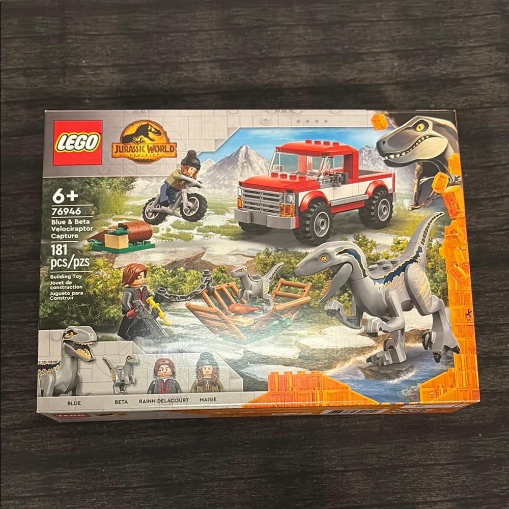 LEGO Jurassic World Velociraptor Capture Set